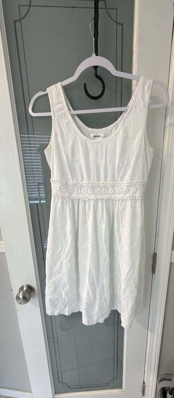 Kensie Dresses White Eyelet Dress Size 6